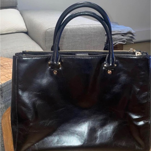 Gorgeous MK black bag - great for everyday and for office look - Picture 5 of 5